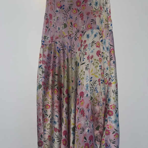 Floral Multicolor Skirt - Picture 2 of 3